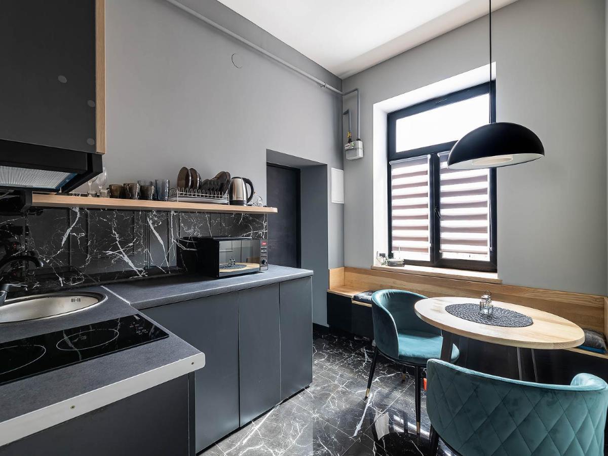 Modern Apartment ลวีฟ ภายนอก รูปภาพ
