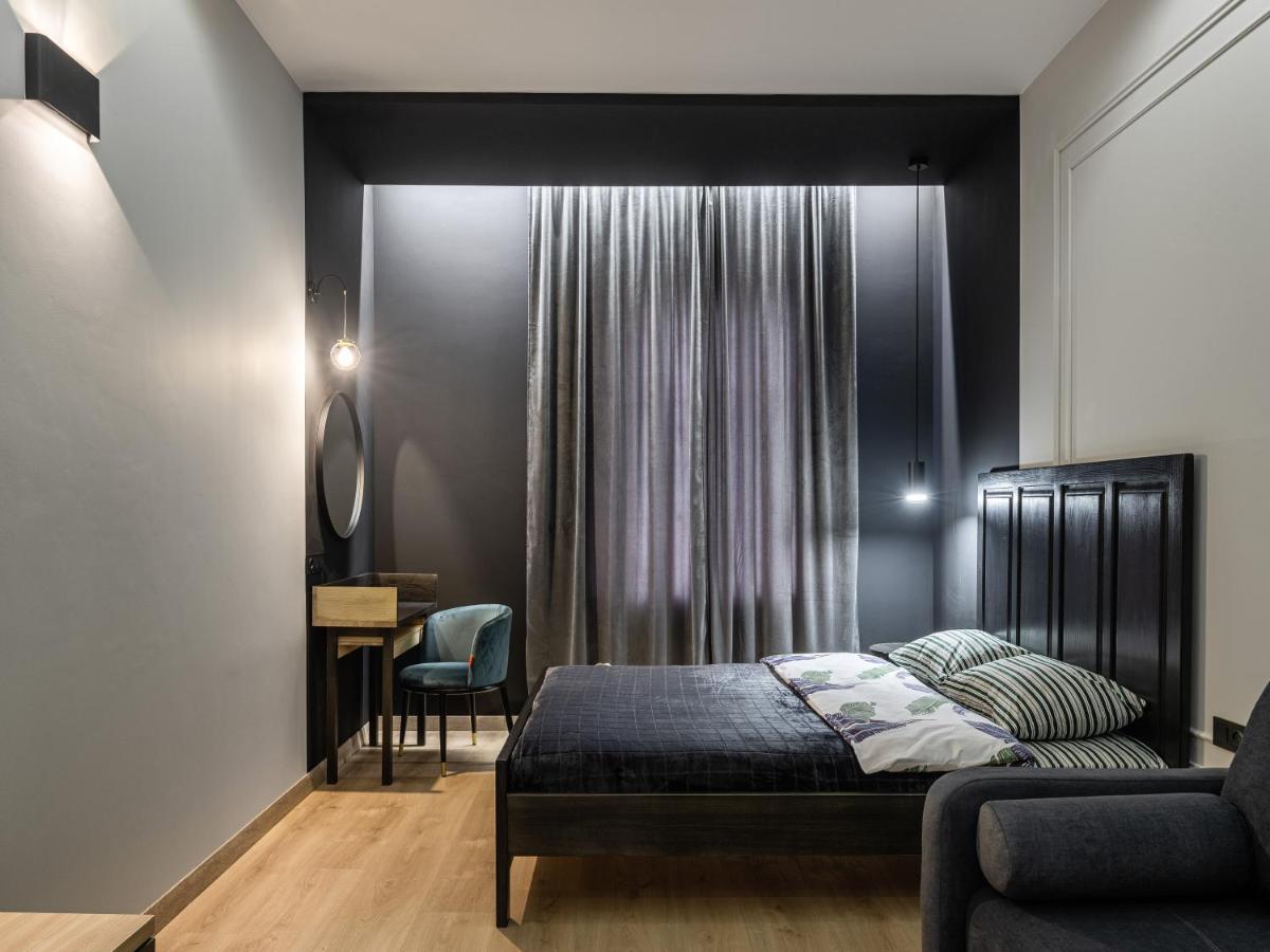 Modern Apartment ลวีฟ ภายนอก รูปภาพ