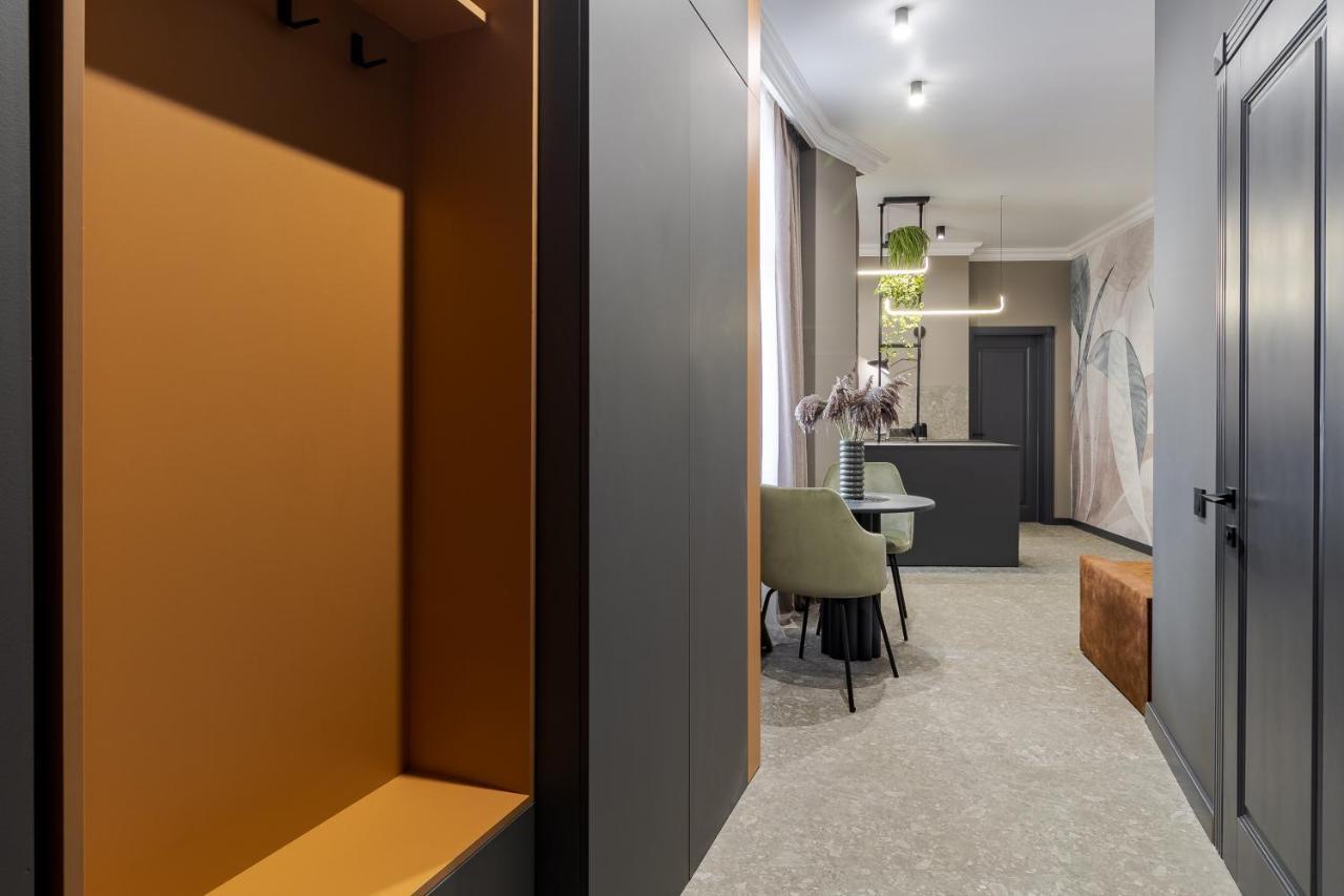 Modern Apartment ลวีฟ ภายนอก รูปภาพ